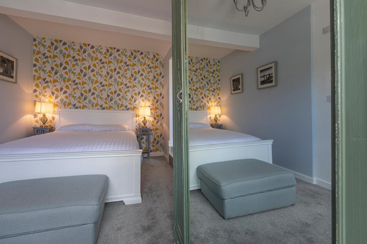 The Sleep-Inn Hare B&B Херн-Бей Экстерьер фото
